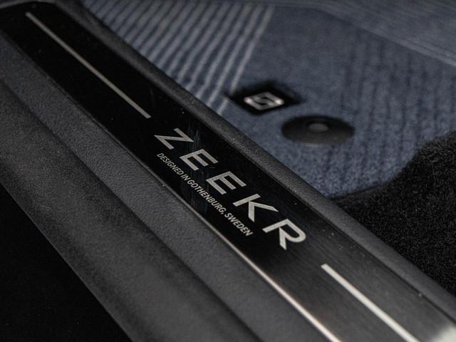 Zeekr X