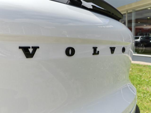 Volvo EX40