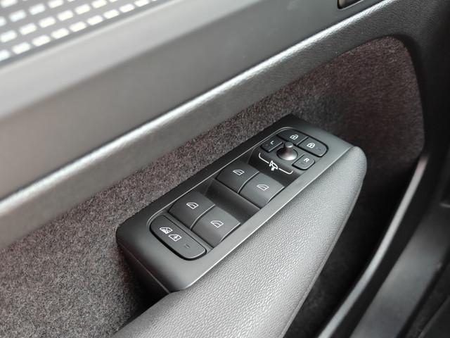 Volvo EX40