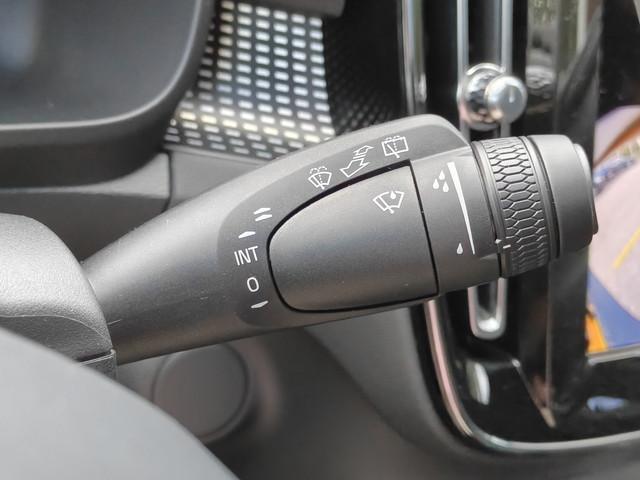 Volvo EX40