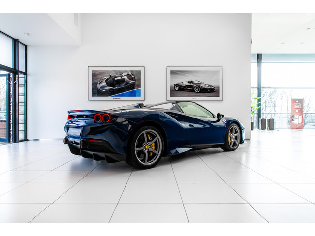 Ferrari F8 Spider