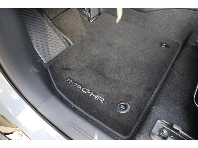 Toyota CHR +