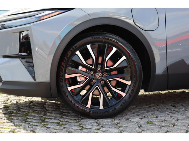 Toyota CHR +