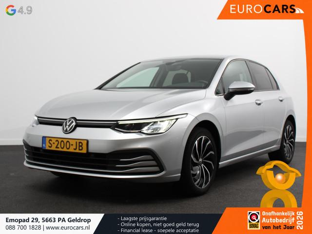 Volkswagen Golf 2023 Benzine