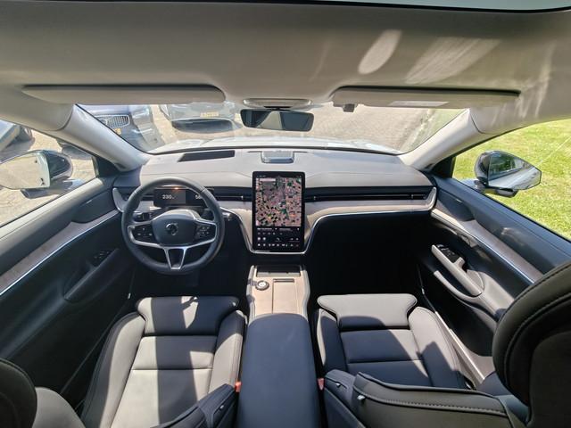 Volvo EX90