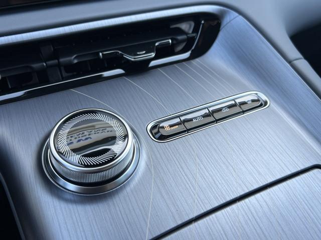 Geely E5