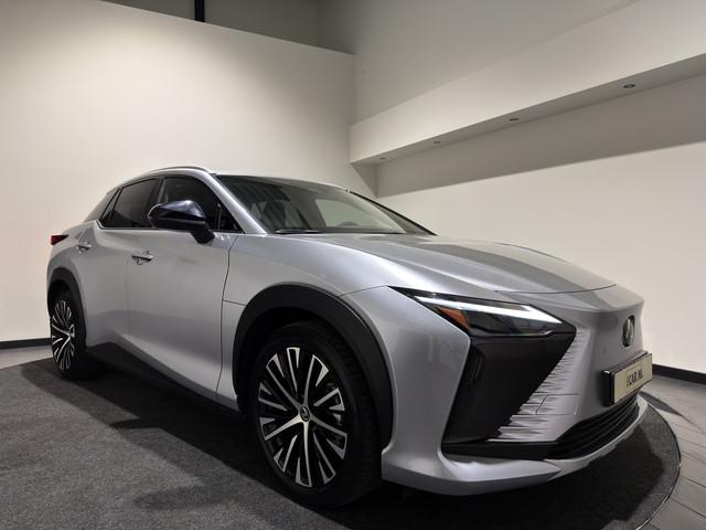 Lexus RZ