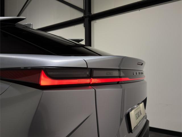Lexus RZ