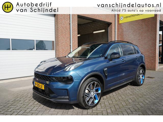 Lynk & Co 01
