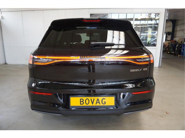 Geely E5