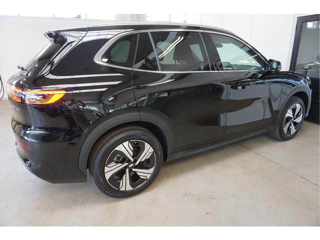 Geely E5