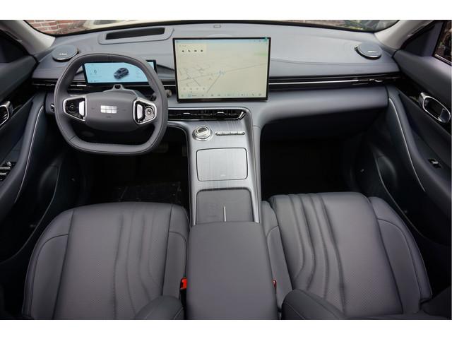 Geely E5