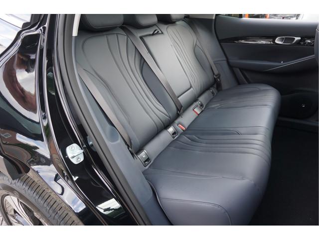 Geely E5