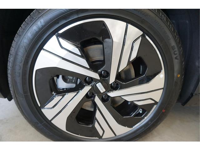 Geely E5