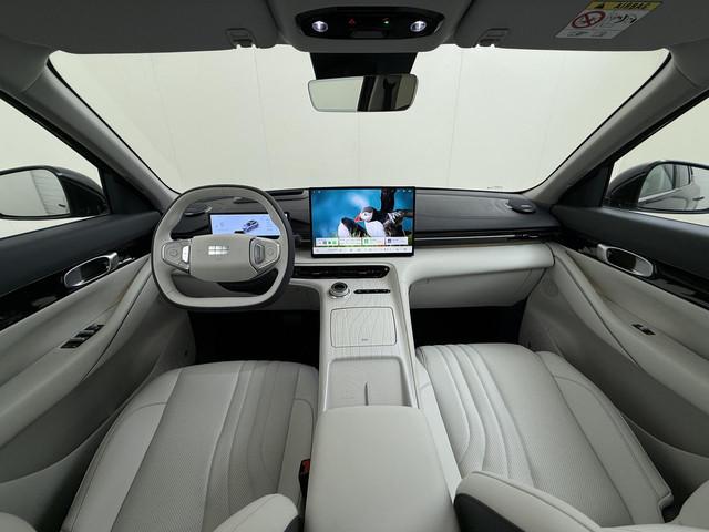 Geely E5
