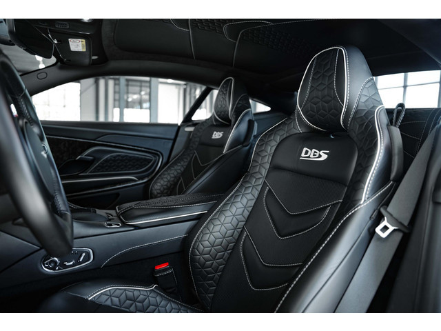Aston Martin DBS