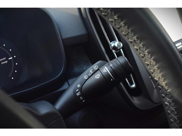 Volvo EX40