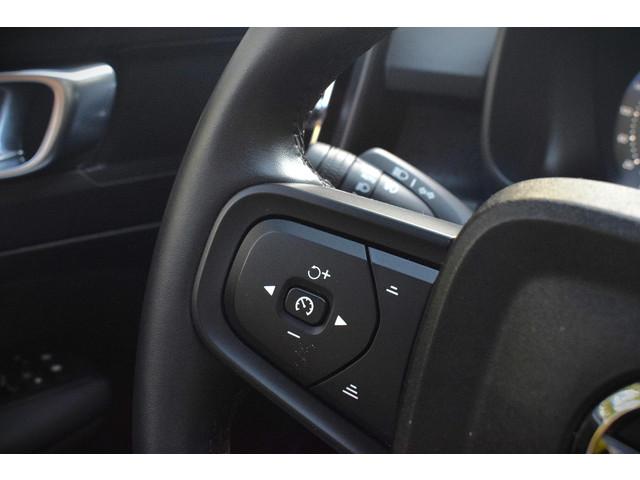 Volvo EX40