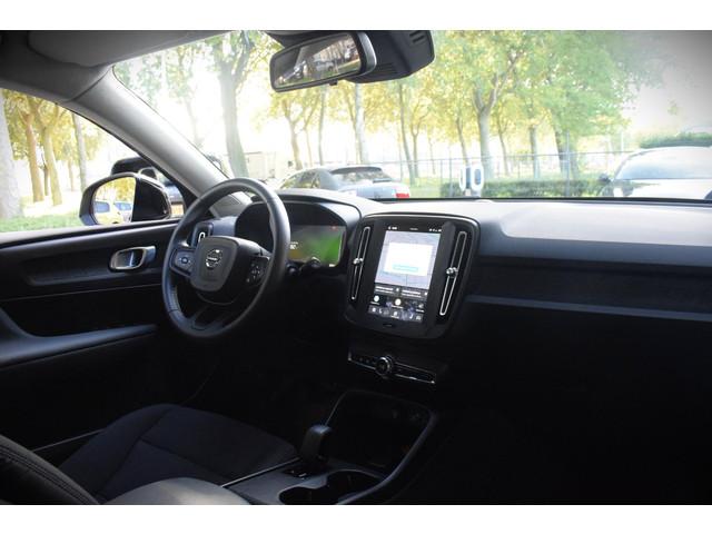 Volvo EX40