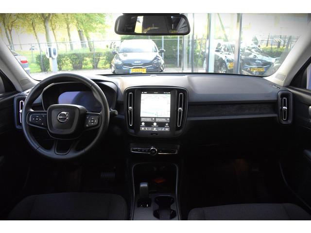 Volvo EX40
