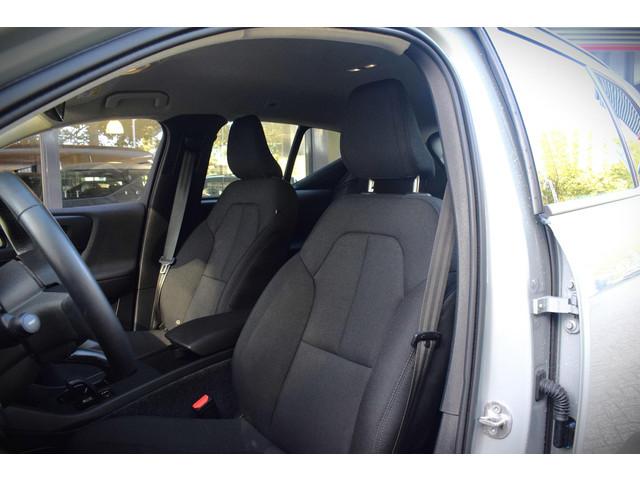 Volvo EX40