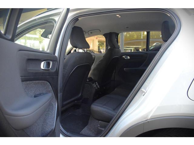 Volvo EX40