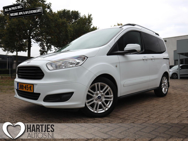 Ford Tourneo Courier 2017 Benzine