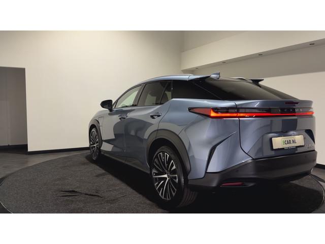 Lexus RZ