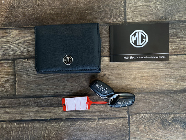 MG MG4