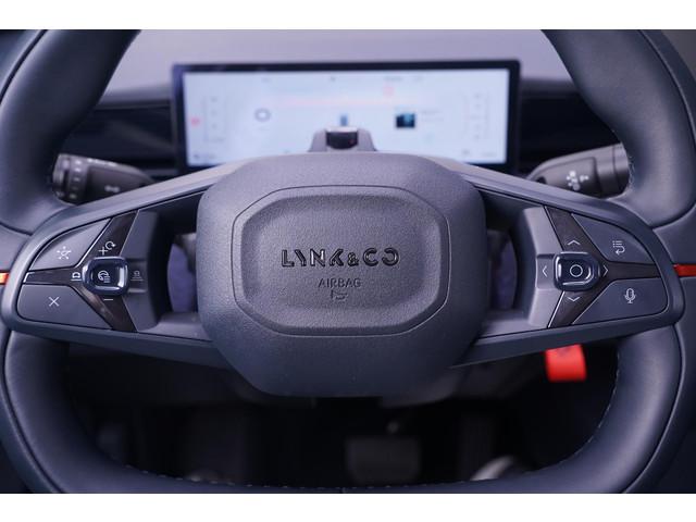 Lynk & Co 02