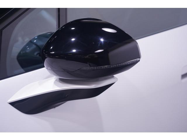 Lynk & Co 02