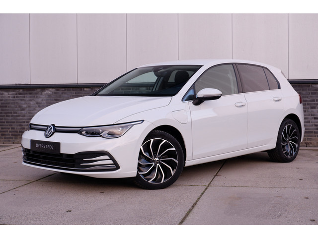 Volkswagen Golf 2022 Hybride