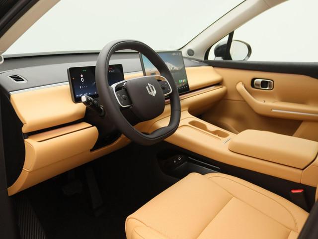 Leapmotor C10