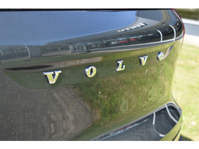Volvo EX40