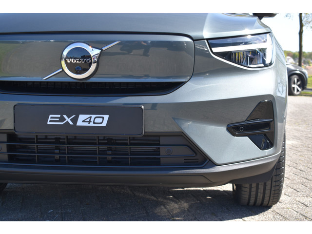 Volvo EX40
