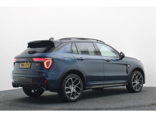 Lynk & Co 01