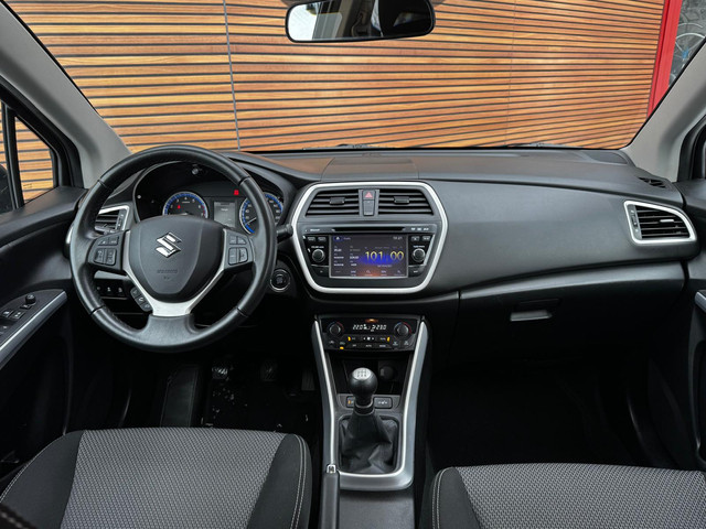 Suzuki S-Cross