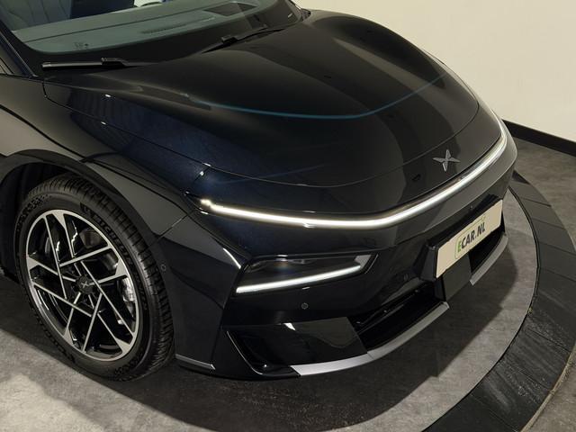 Xpeng P7
