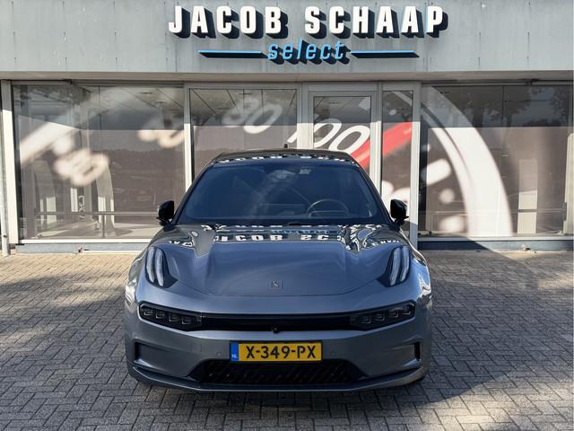 Zeekr 001