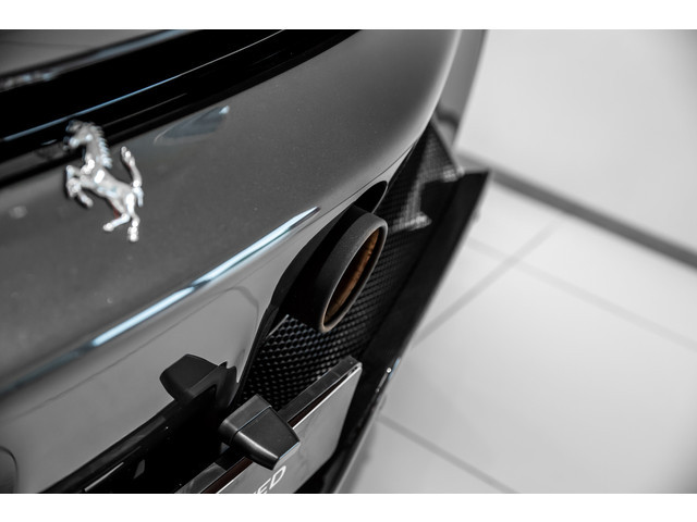 Ferrari SF90 Stradale