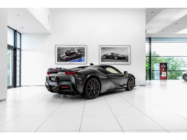Ferrari SF90 Stradale