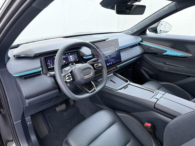 Lynk & Co 08