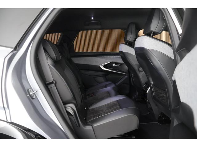 Peugeot E-5008