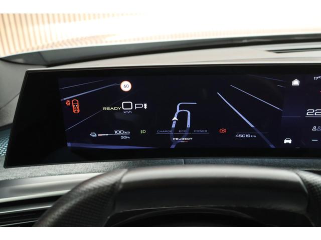 Peugeot E-5008