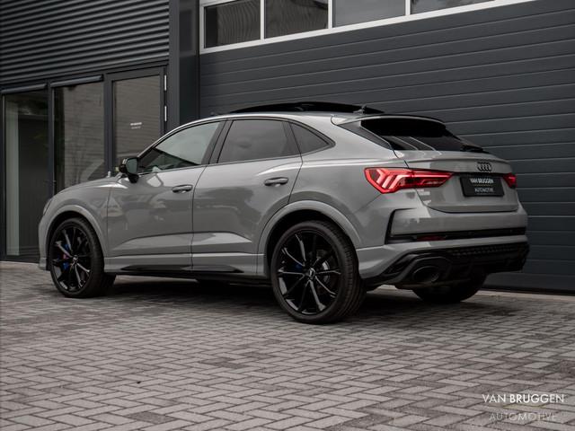 Audi RSQ3