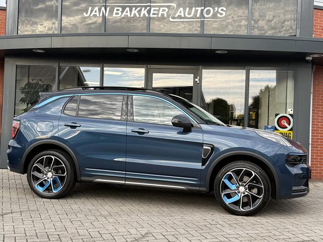 Lynk & Co 01