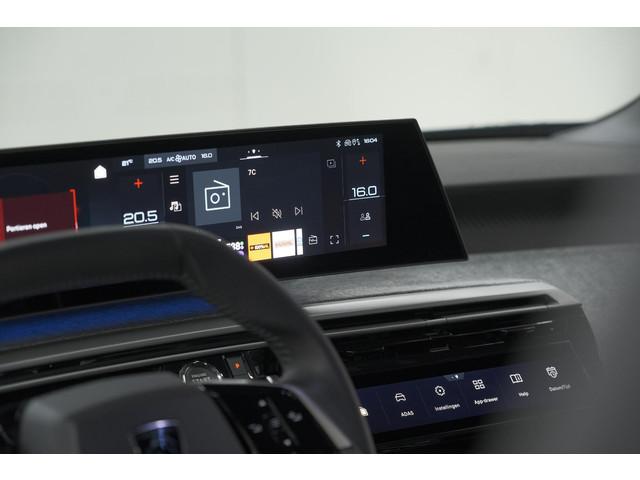 Peugeot E-3008