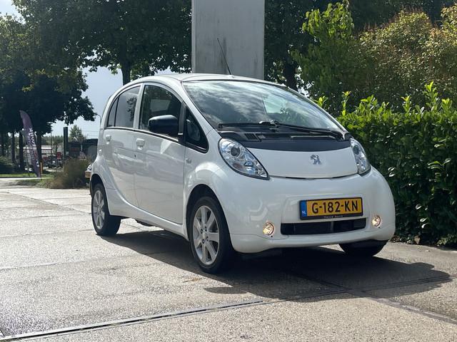Peugeot iOn