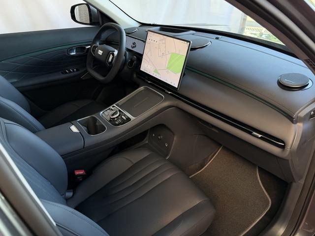 Geely Starray EM-i