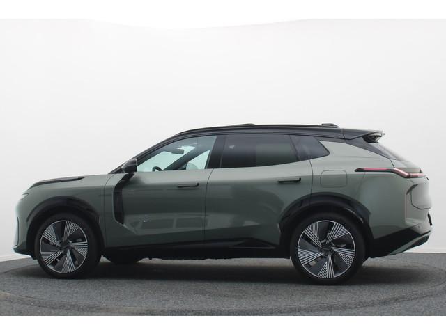 Lynk & Co 08